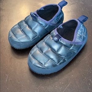 North Face thermo tent mules slippers